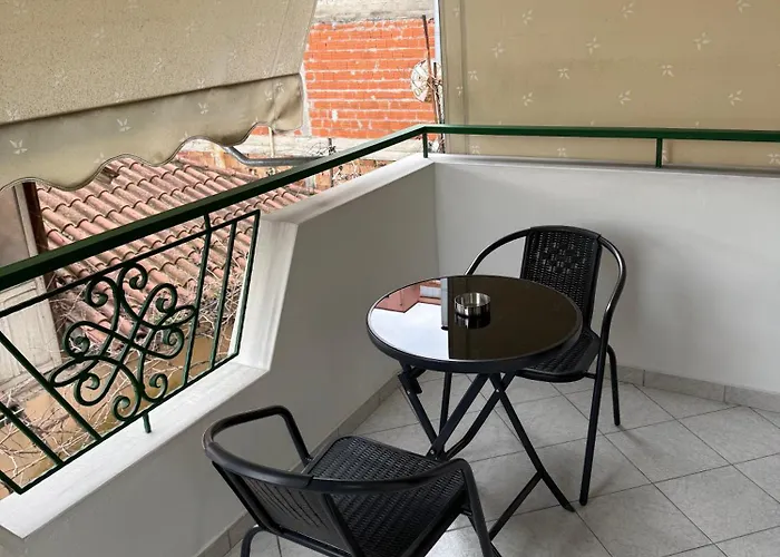 Quiet Corner Apartments, Delijorgji * Tirana
