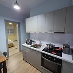 Quiet Corner Apartments, Delijorgji 아파트