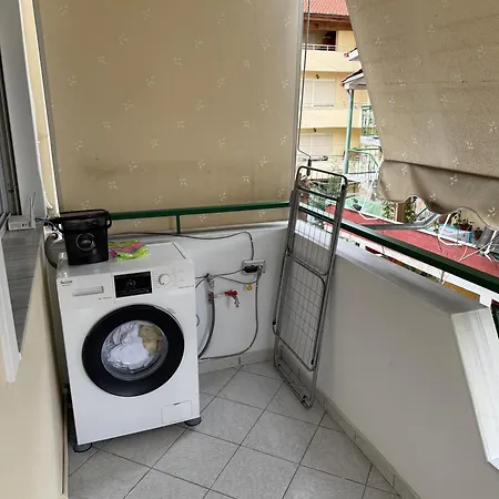 公寓 Quiet Corner Apartments, Delijorgji *