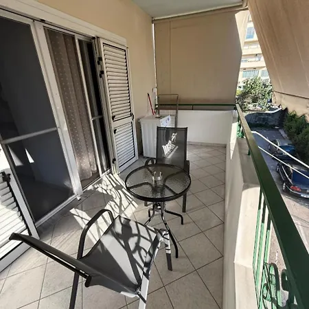 Quiet Corner Apartments, Delijorgji * Τίρανα