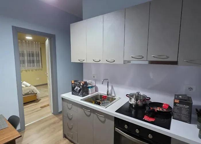Quiet Corner Apartments, Delijorgji 公寓